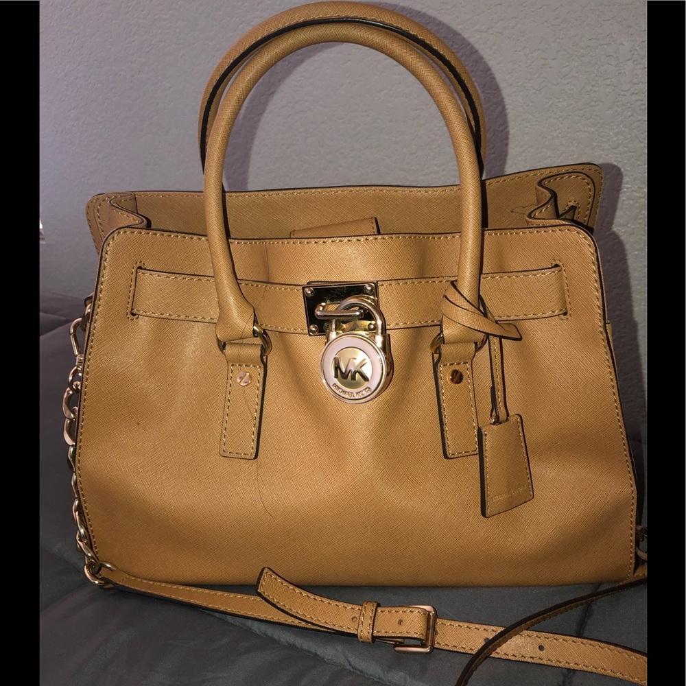 Beautiful Large Micheal Kors Hamilton Tote